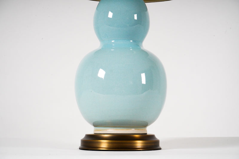 A Ceramic Vase Gourd Lamp