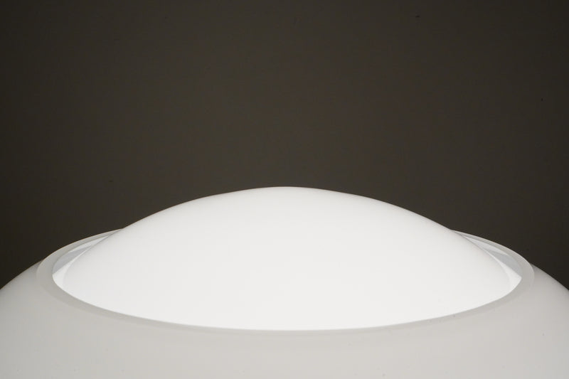 An Italian Vintage 1970's Opaline Glass Table Lamp
