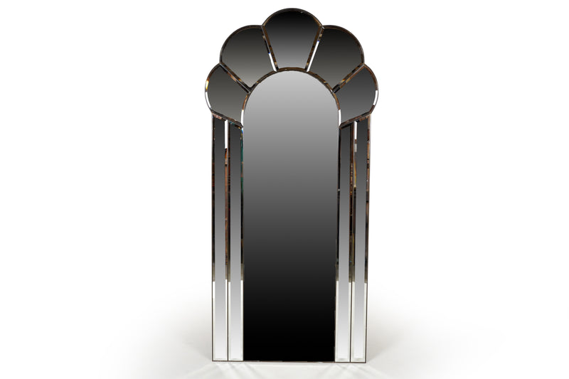 A Midcentury Tulip Shape Mirror