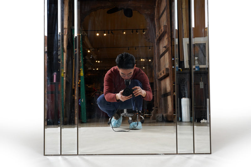 A Midcentury Tulip Shape Mirror