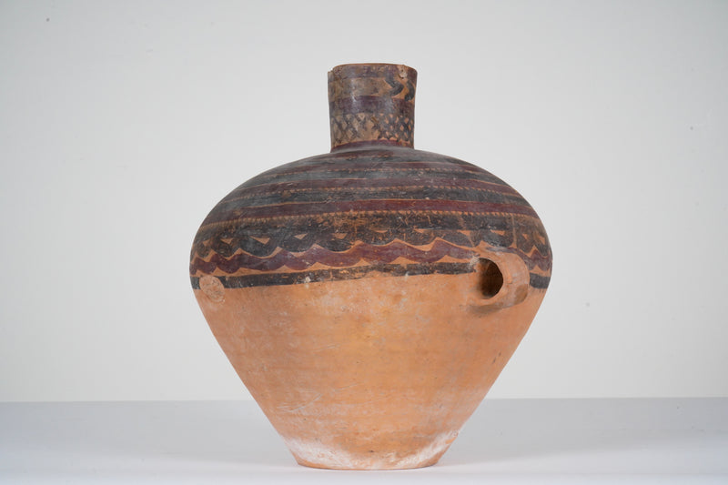 A Banshan Urn with Longneck