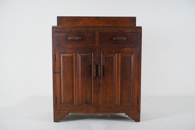 A British Colonial Cabinet