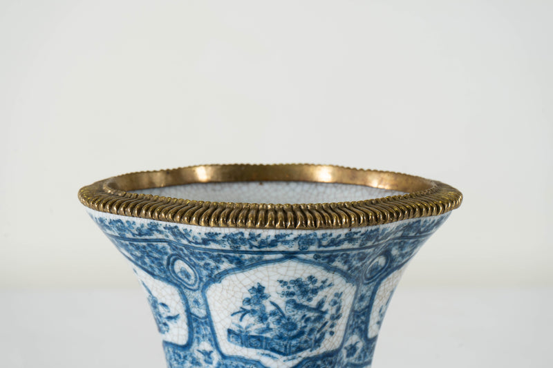 A Blue and White Porcelain Pot