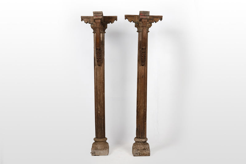 Wooden Columns with Brackets