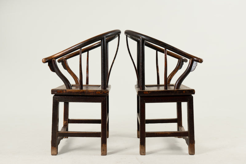 A Pair of Chinese Horseshoe-Back Armchair (Set of 2)