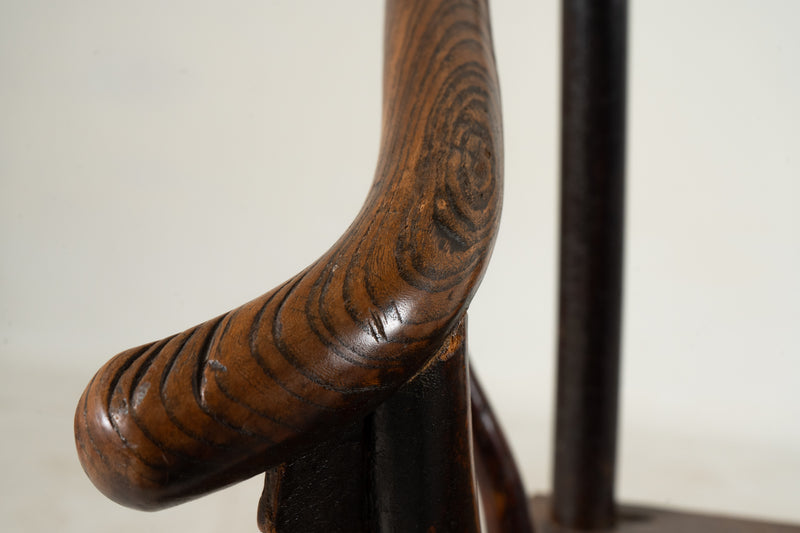 A Pair of Chinese Horseshoe-Back Armchair (Set of 2)