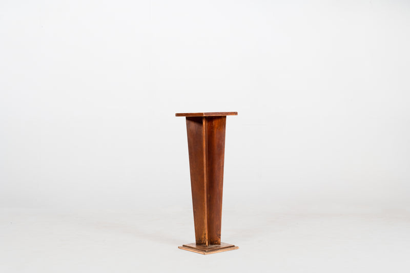 An Art Deco Stand