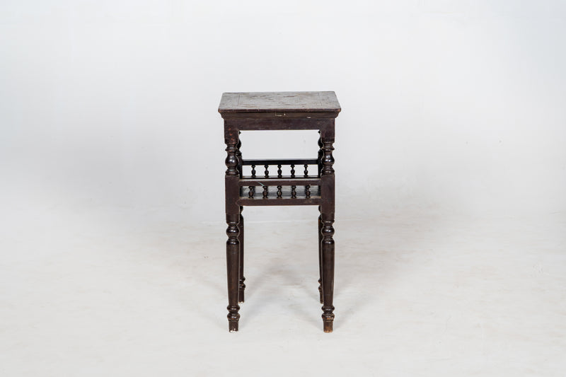 A Chinese Table