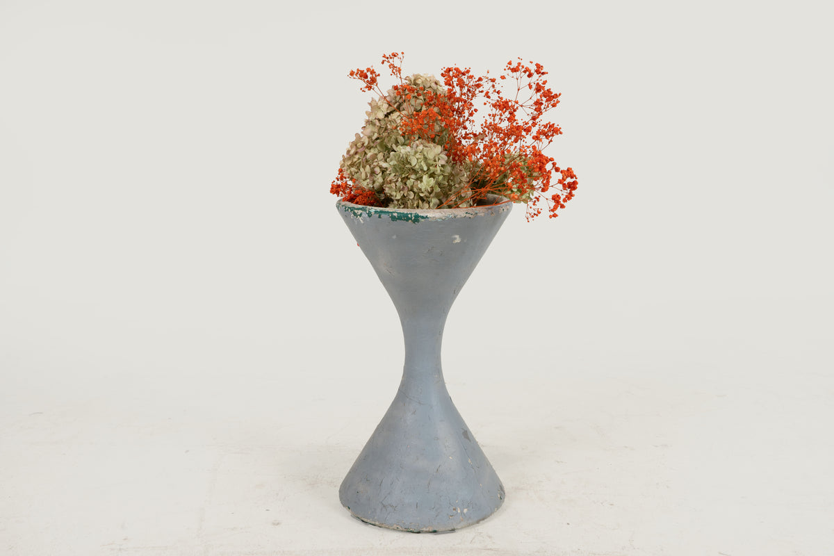 An Hourglass Diablo Planter by Willy Guhl, Switzerland, c.1960's