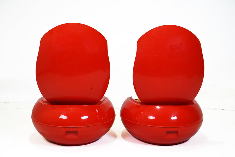 A Pair of "Garden Egg" Epoxy Chairs by Peter Ghyczy