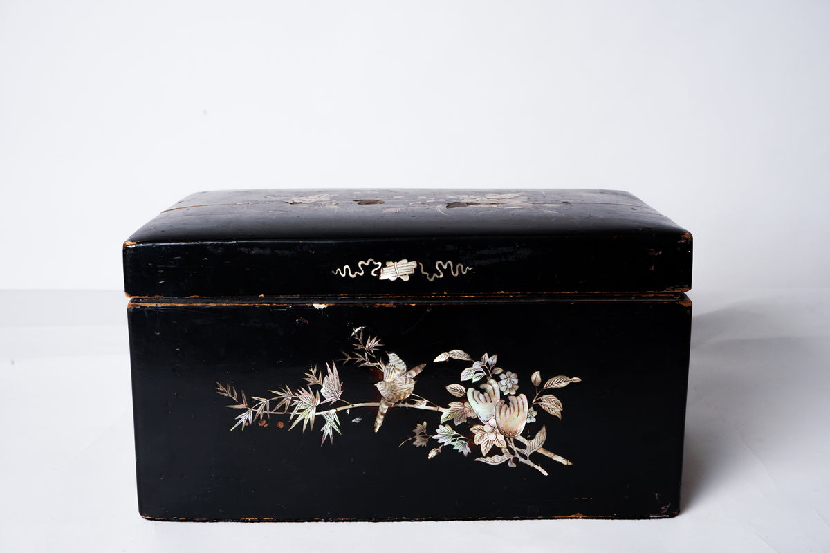 A French Sewing Box