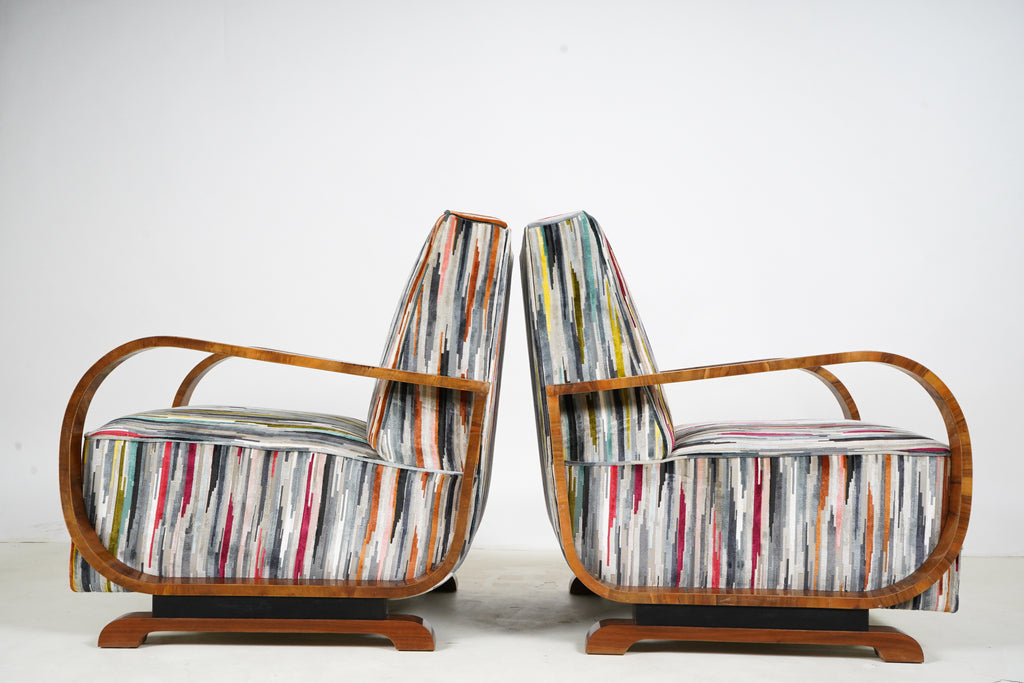 A Pair Of Vintage Art Deco Lounge Chairs With Walnut Arms